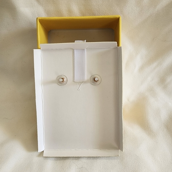 Christian Siriano New York hand Beaded Bobble Earrings. - Picture 2 of 6